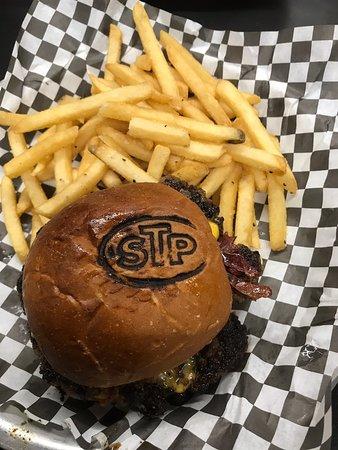 STP Bar-N-Grill